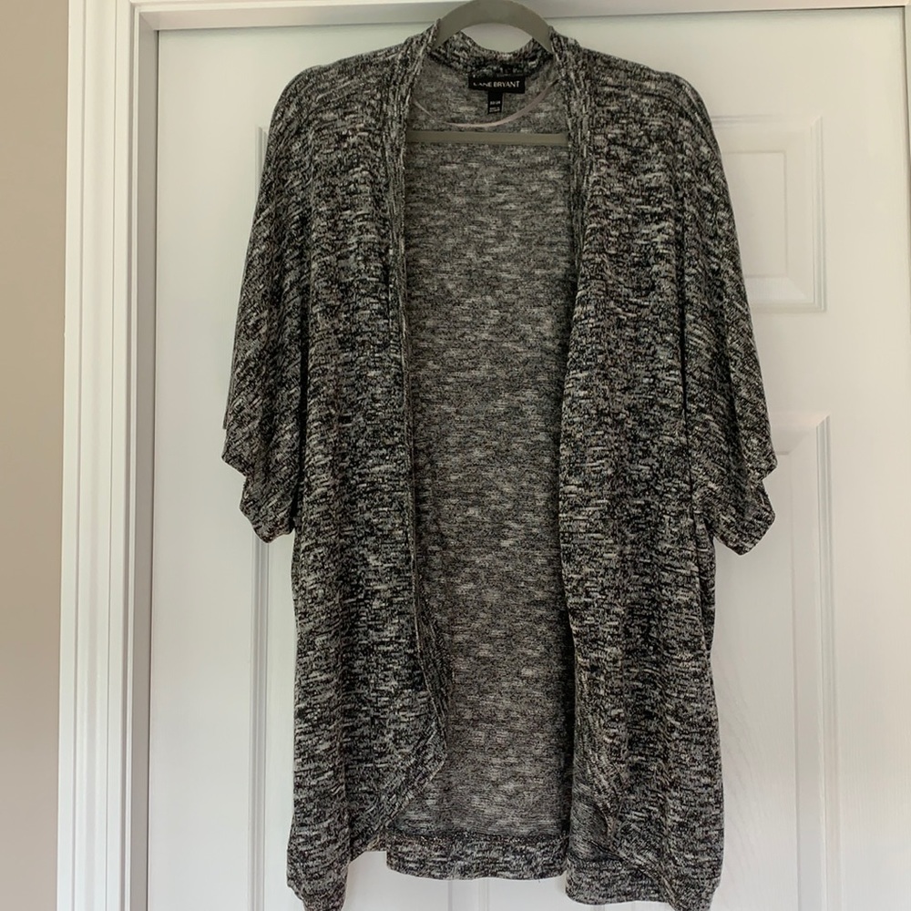 EUC:  Lane Bryant Dolman Overpiece- 22/24